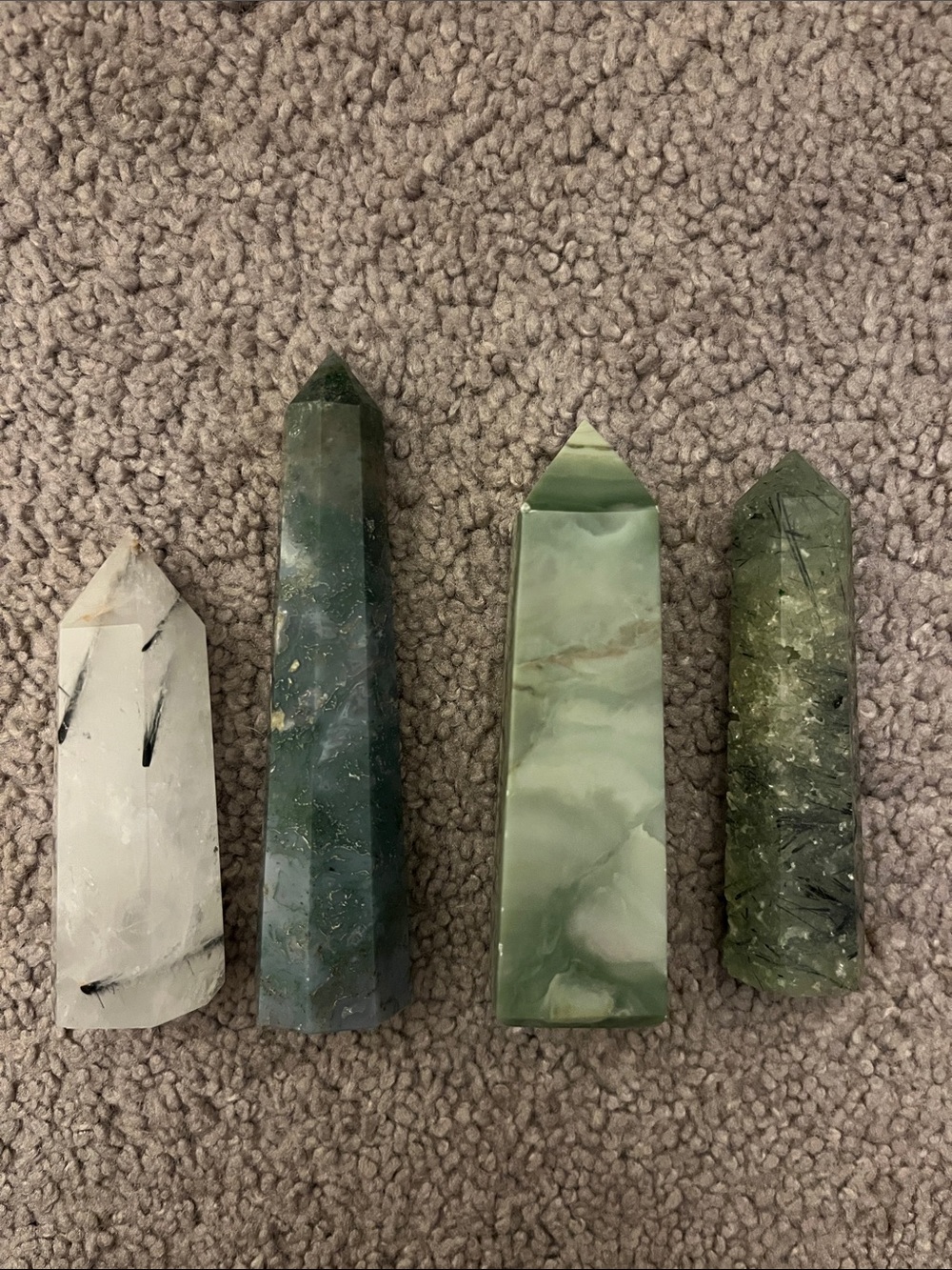 Green and White Crystal Tower Set